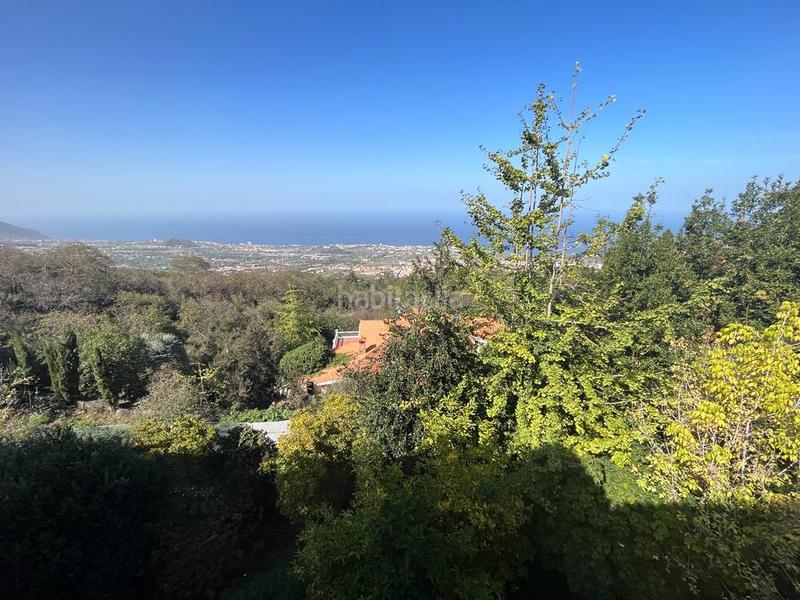 Foto b01b3331-fcc9-46d9-b21f-30e22200ebf7. Chalet avec parking piscine dans La Perdoma - San Antonio - Benijos Orotava (La)
