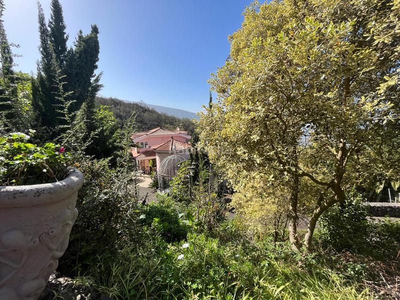 Foto ab7a9585-b451-4939-a528-a292c8d0942a. Chalet en La Perdoma - San Antonio - Benijos Orotava (La)