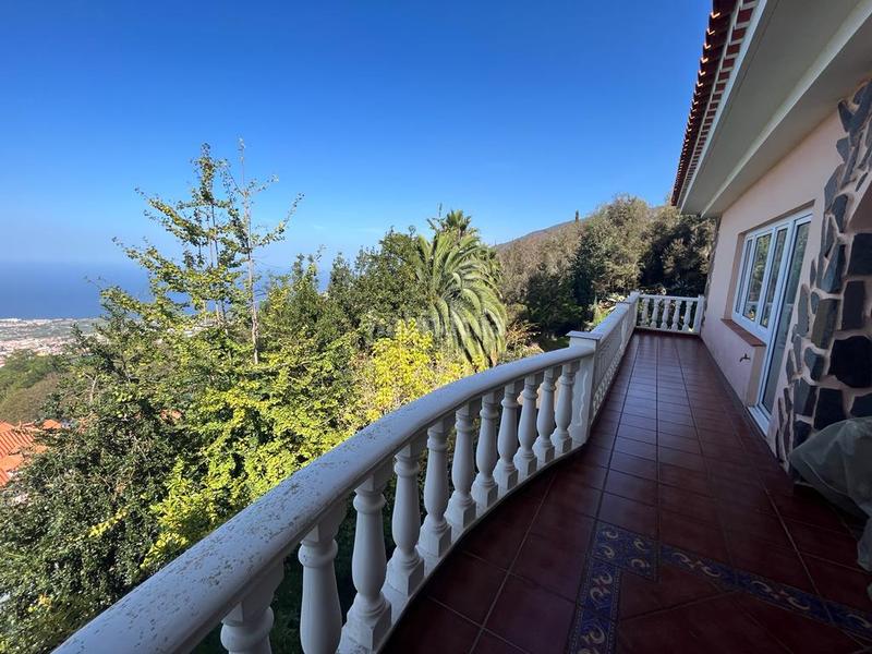Foto cf958ca8-50f0-4958-b74b-4d38b93e5daf. Chalet en La Perdoma - San Antonio - Benijos Orotava (La)