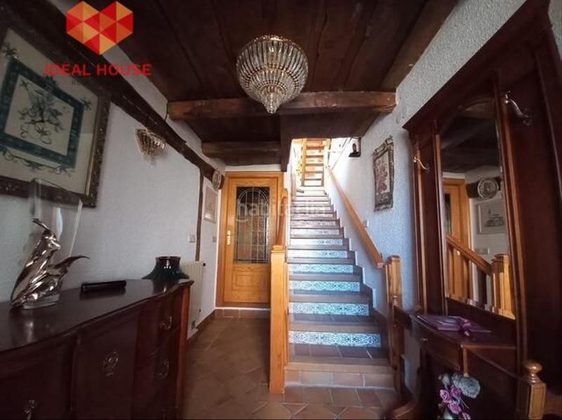 Foto 08560acd-2d70-4779-91bf-87b954e215bb. Chalet with heating parking pool in Torrecaballeros