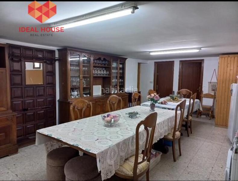 Foto 1027f5ea-99fd-401a-a945-dcf55b5372bc. Chalet with heating parking pool in Torrecaballeros