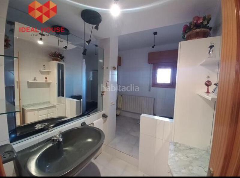 Foto 930f09fd-02af-4d6a-8dbd-ed0218090129. Chalet with heating parking pool in Torrecaballeros