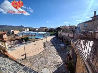 Xalet a Torrecaballeros. Fantastico chalet en torrecaballeros