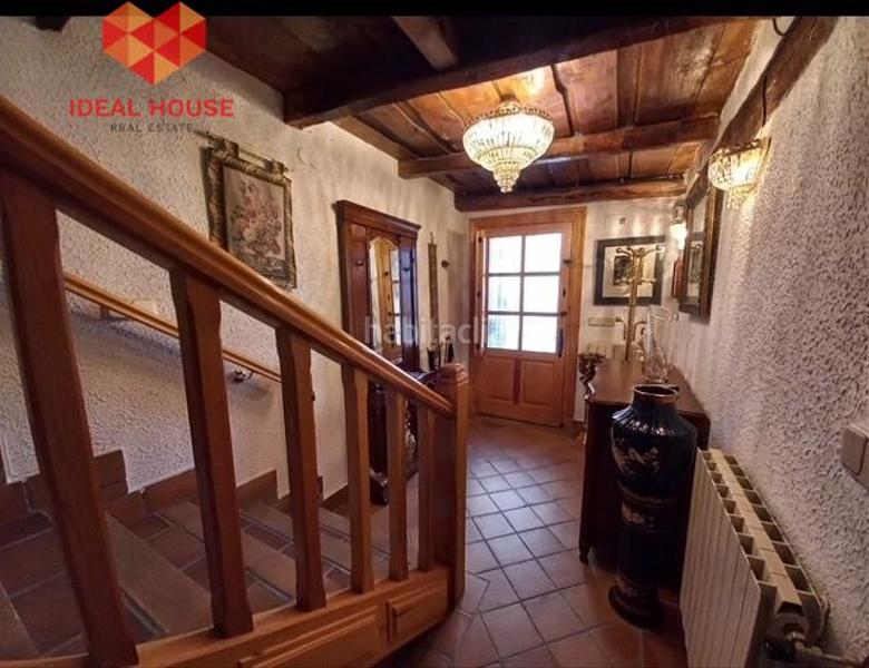 Foto bc773215-85fb-4130-aa6b-98ed2b4d9f4f. Chalet with heating parking pool in Torrecaballeros