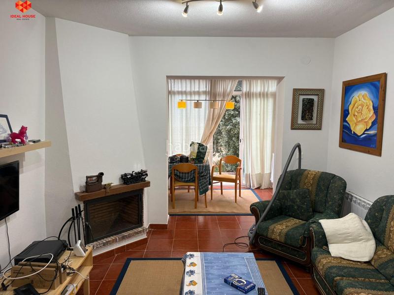 Foto 4d2af1fc-dfd0-4264-b947-08288c9348b7. Chalet avec chauffage dans Zarzuela del Monte