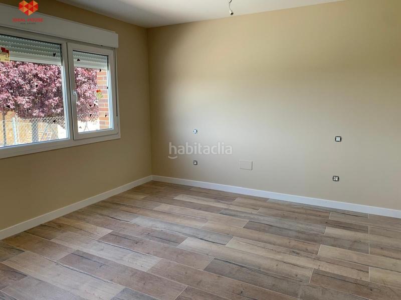 Foto 23ca7d0c-5466-4062-bc33-0d5d9655755f. Chalet mit heizung parking in Torrecaballeros