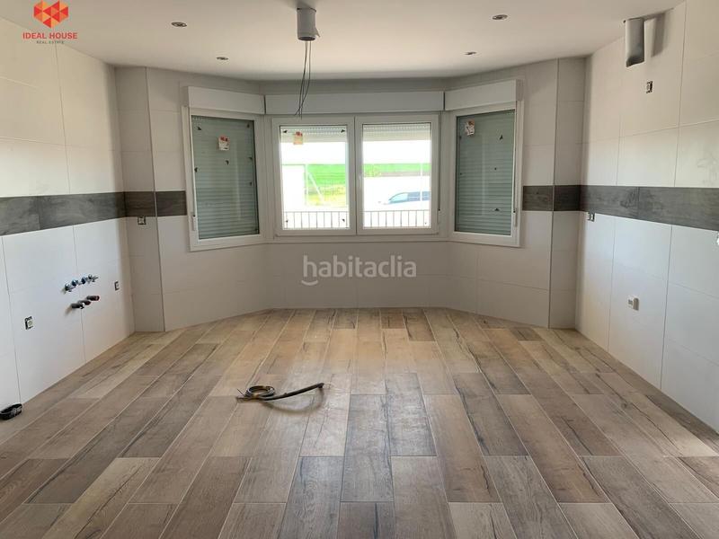 Foto c4a55568-2692-4fe4-9069-c14ad7b26529. Chalet mit heizung parking in Torrecaballeros