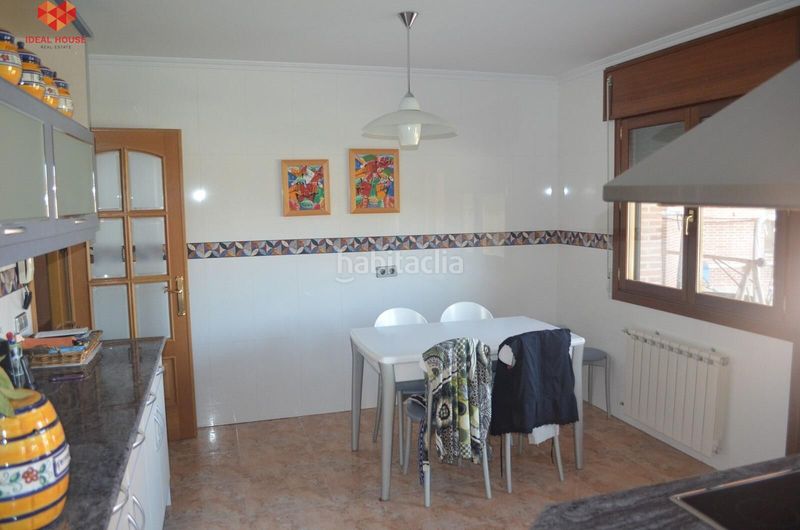 Foto 96947d03-4d67-4716-9626-53c0524cc742. Xalet amb aparcament a Nieva