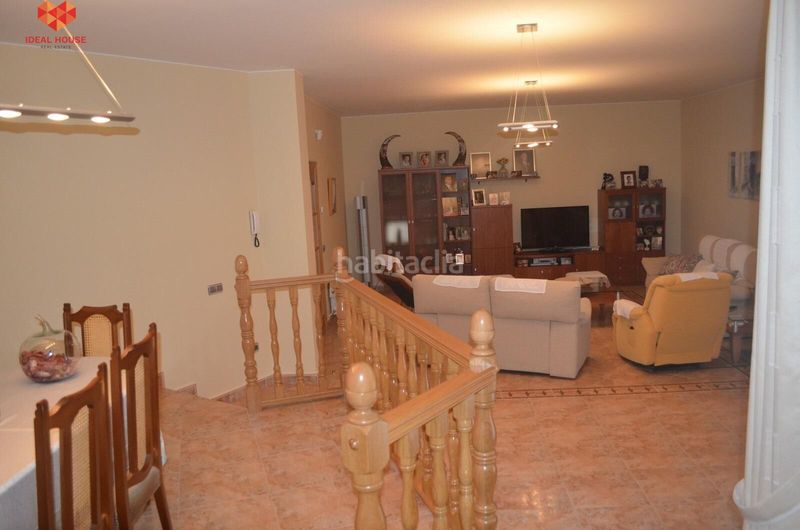 Foto b0b3adb5-a202-4886-a8e0-f848f4eb1551. Xalet amb aparcament a Nieva
