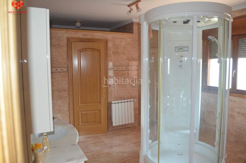 Foto e32f5a82-ba0f-4742-be8a-91b0f30f4188. Xalet amb aparcament a Nieva