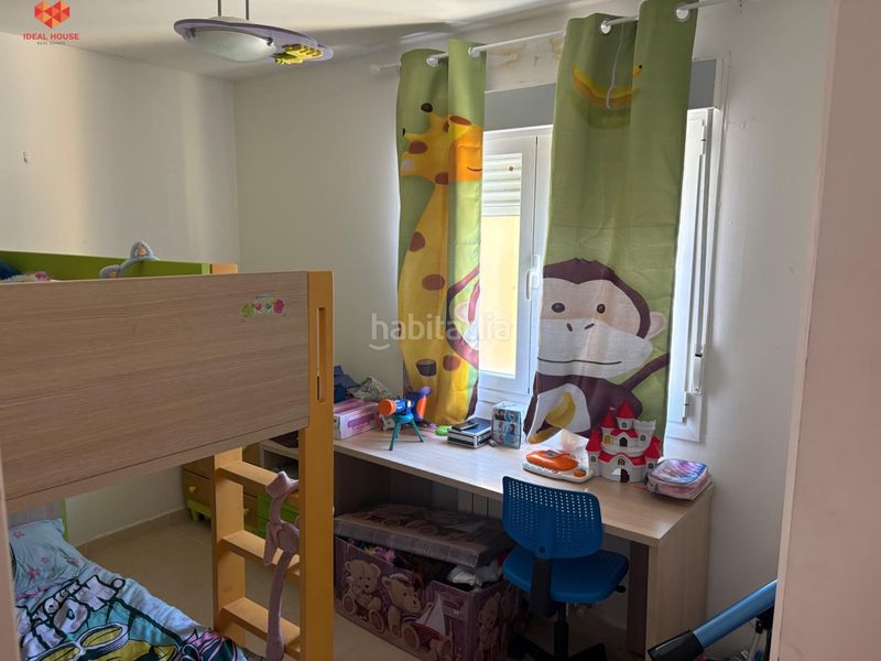 Foto e5f9abff-0c92-4d4f-b23f-cb34a79d40c2. Casa adossada amb calefacció aparcament a Estación del Espinar Espinar (El)