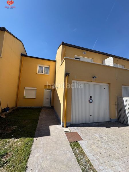 Foto fb482b75-d399-41ae-9344-aaf95a6e4905. Casa adossada amb calefacció aparcament a Estación del Espinar Espinar (El)