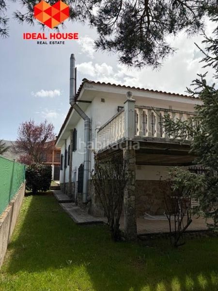 Foto cd1c7916-b9b4-4597-8847-8482dcc115d9. Xalet a Centro Segovia