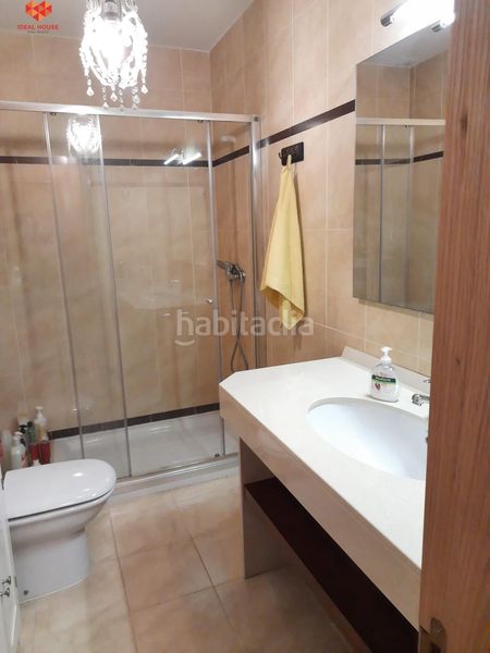 Foto 56dcc6b5-a816-4934-8262-751884b3a414. Casa adossada amb calefacció aparcament piscina a Segovia