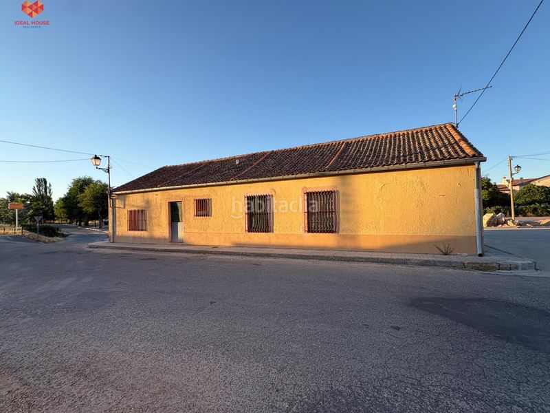 Foto aee6fcbf-4df1-4398-88b2-aa821bca78cd. Casa a Cantimpalos