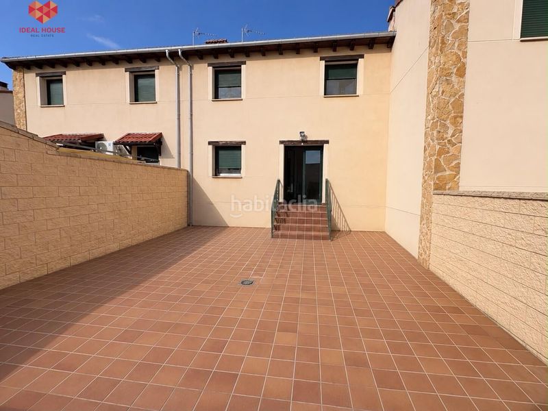 Foto ad348269-6563-45de-9a24-8904517983f4. Chalet mit heizung parking in Cantimpalos