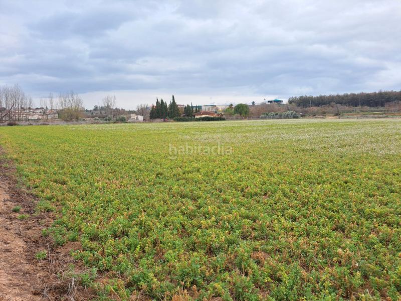 Foto add0994c-8061-43c3-b03e-c79762645c61. Propriété dans calle huerta 8 dans Láchar