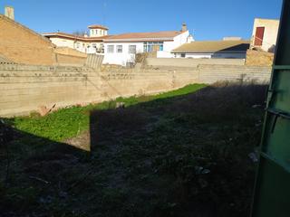 Terreny residencial  Avenida de la constitucion. Solar con cochera en suelo residencial