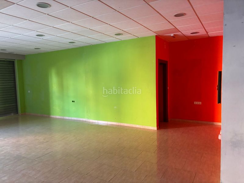 Foto 8ca47b21-84ed-49e3-9a04-ead1df13f750. Lloguer local comercial a Atarfe