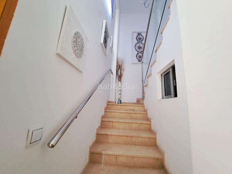 Foto a4fe0c7f-2c4c-4654-9ba2-5e9448a2b3d7. Maison jumelée dans avenida de andalucía 1 dans Fuente Vaqueros