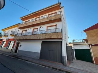 Casa  Avenida diputación. Pisos a la venta en atarfe