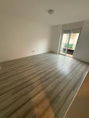 Piso en Calle Miguel Hernández