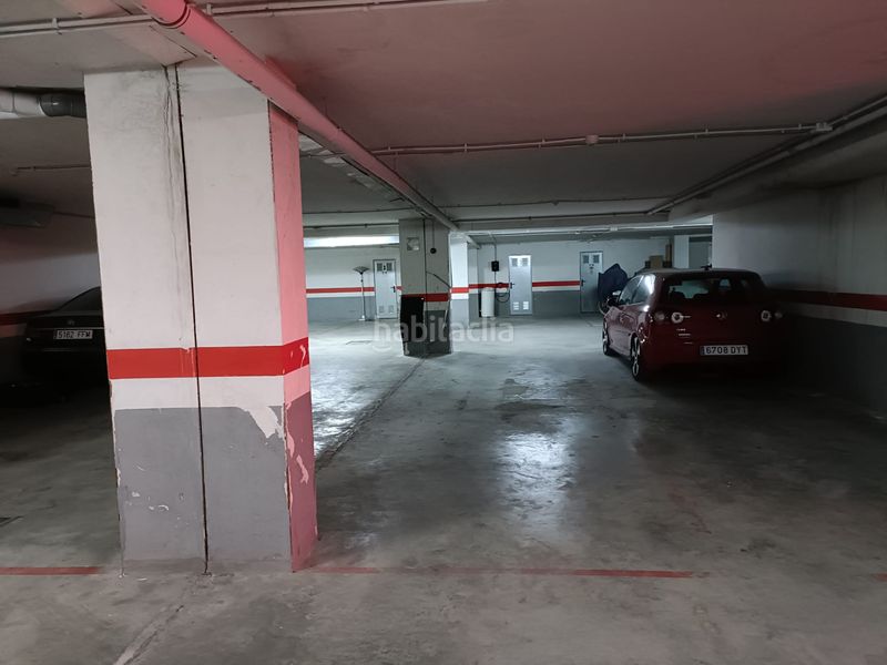 Foto af711e0e-7695-4104-9e27-fe90d3b524ee. Pis amb aparcament a Láchar