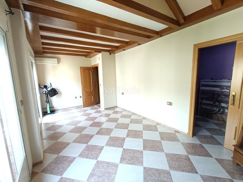 Foto a085f04d-81ee-47df-907f-bc60b2da27de. Casa amb aparcament a Chauchina