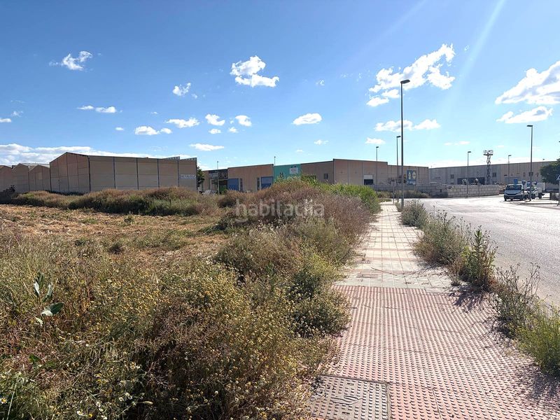 Foto 9edbdebe-e2df-4907-86b3-f124a9cd060c. Lloguer solar industrial a Chauchina