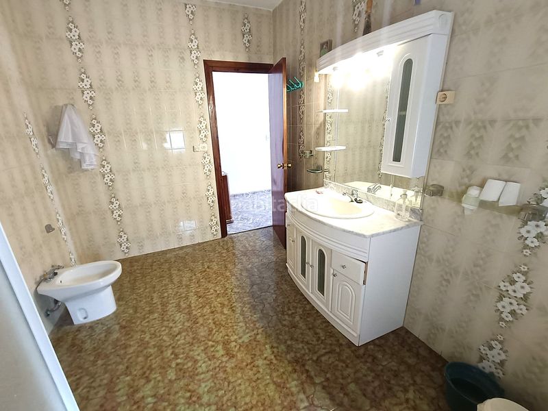 Foto 6313e671-7ef0-45a8-a08e-5300f468e6cf. Casa amb xemeneia aparcament a Láchar