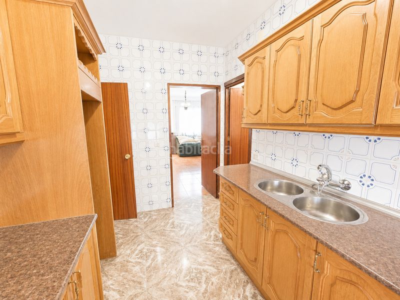 Foto 9e686899-e613-40fa-986a-8388a4634cd9. Casa amb xemeneia aparcament a Láchar