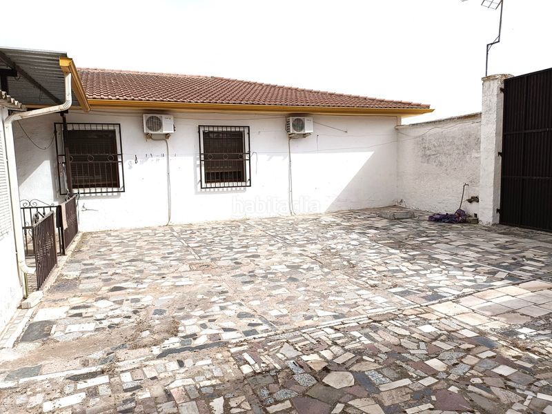 Foto baaab941-d321-4e1d-aa43-7da8b13bbbcc. Casa amb xemeneia aparcament a Láchar