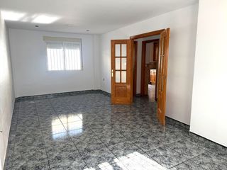 Maison jumelée à Chauchina. Adosado a la venta en chauchina (granada)