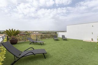 Dúplex  Calle isaac newton 10. ¡precioso dúplex en venta en láchar!