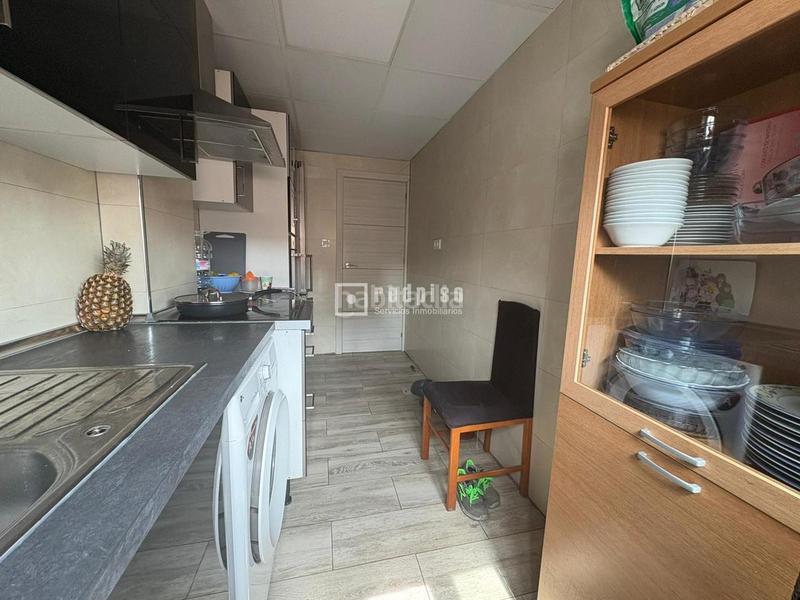 Foto 3143f2d9-91bd-40ef-94bb-d81e7d475144. Appartamento in de antonio sangenis 12 in Las Delicias Zaragoza