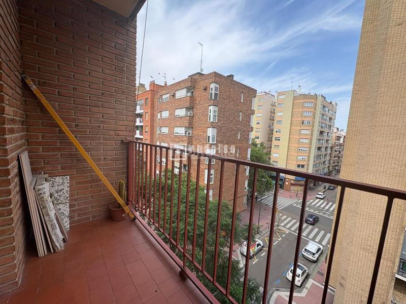 Foto 1632fb98-8b74-462f-b1b3-e4aed159f093. Appartement dans de antonio sangenis 12 dans Las Delicias Zaragoza
