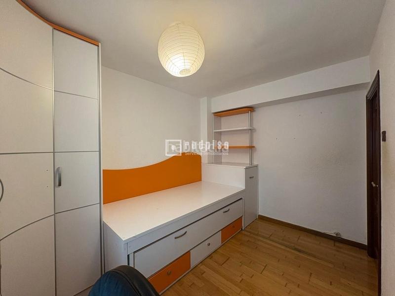 Foto d67fde62-19b7-41f7-b34d-8d99a477dad6. Etagenwohnung mit heizung in La Bozada - Parque Delicias Zaragoza