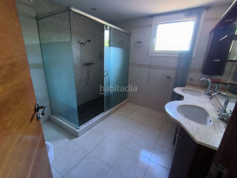 Foto 96c58890-ef45-43bf-bab3-76b27b06f41c. Casa amb calefacció aparcament piscina a Fondo Somella Vilanova i la Geltrú