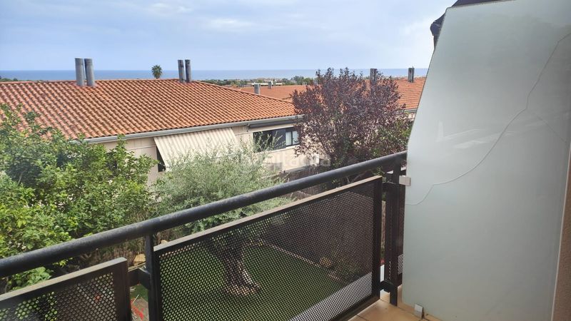 Foto 9c2c2504-9410-453a-b6f3-367d8da7be4b. Casa adossada amb calefacció aparcament a Santa Maria Vilanova i la Geltrú