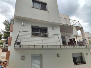 Chalet en Montorns-Las Palmas-El Refugio