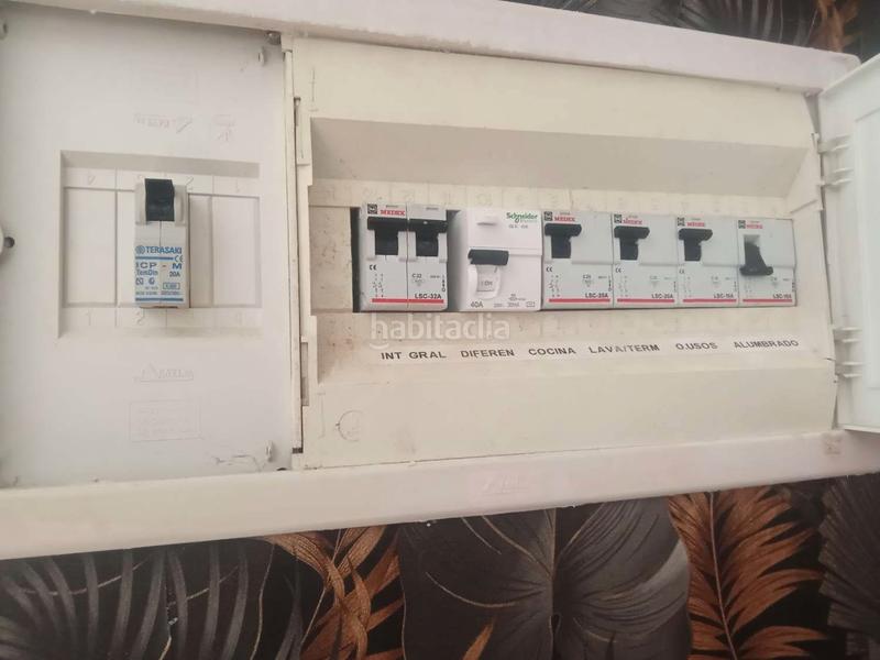 Foto 67a5a529-727b-4f19-a806-74a82a06b41f. Casa adossada amb aparcament a El Grao Castellón de la Plana