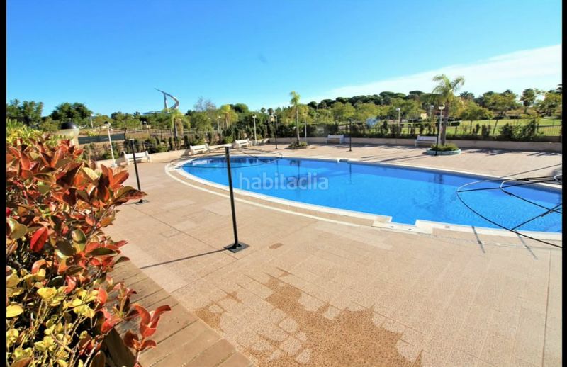 Foto f989753a-688b-425c-8acc-03ad43771210. Apartament amb aparcament piscina a Cala Blanca Oropesa del Mar