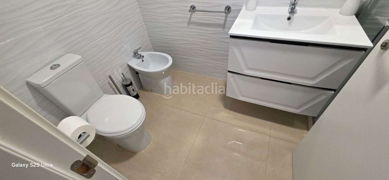 Foto bdc9c64d-4275-4bc3-b24a-62ffd89a7266. Apartament amb aparcament piscina a Sol Park Oropesa del Mar