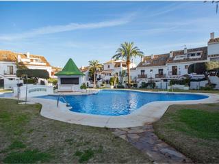 Xalet a Valdeolletas - Las Cancelas - Xarblanca. Adosado en venta en las cancelas marbella