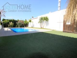 Zweistöckige Wohnung in San Pedro de Alcántara Pueblo. Tu refugio en la costa del sol dúplex con encanto, vistas a la m