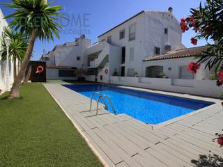 Dúplex a San Pedro de Alcántara Pueblo. Tu refugio en la costa del sol dúplex con encanto, vistas a la m