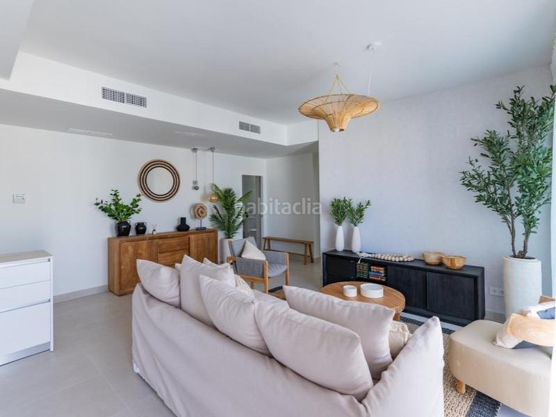 Foto 56c4fc4a-ef48-4e4a-a74c-e0e6e42f0e89. Ático exclusivo ático en Montemar en Montemar Torremolinos
