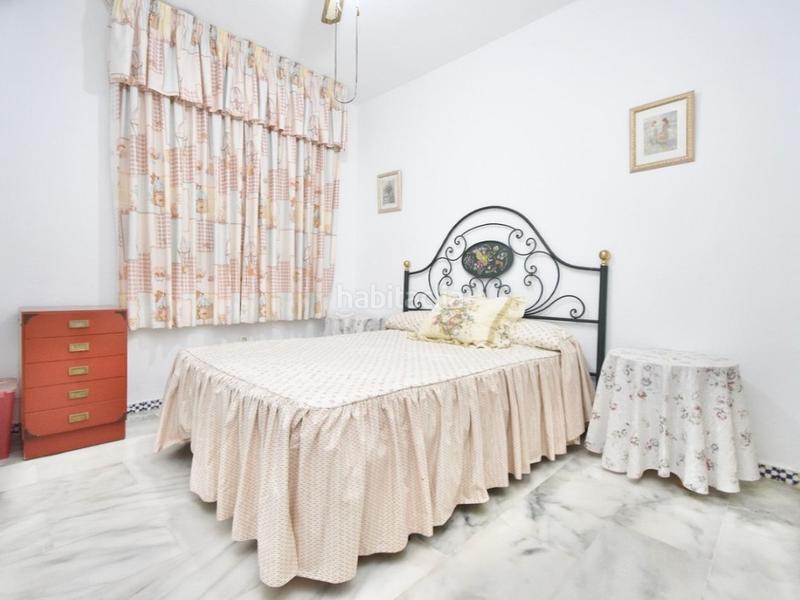 Foto 035df92c-1bc4-4ca4-9e30-c970d9480f1d. Piso  en venta exclusiva en castillo sohail primera linea en Fuengirola