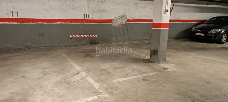 Foto eecc25ce-effc-43dd-a465-65ad3e465701. Aparcament cotxe a Estruch-Eixample Prat de Llobregat (El)