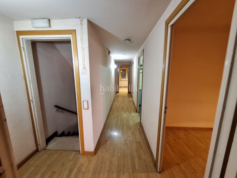 Foto 0d854b16-245d-49f0-9967-9a46a1a7ffbc. Casa adossada amb calefacció aparcament a Centre Prat de Llobregat (El)